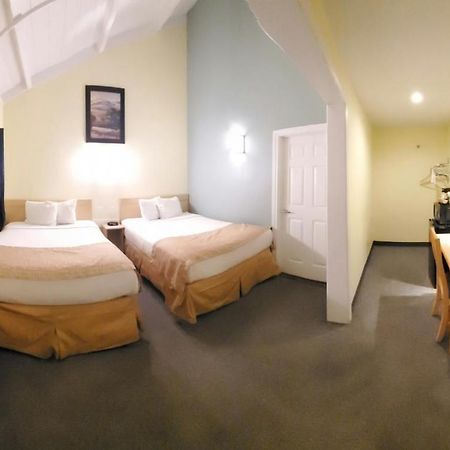 Travelodge By Wyndham Fairfield/Napa Valley Bagian luar foto
