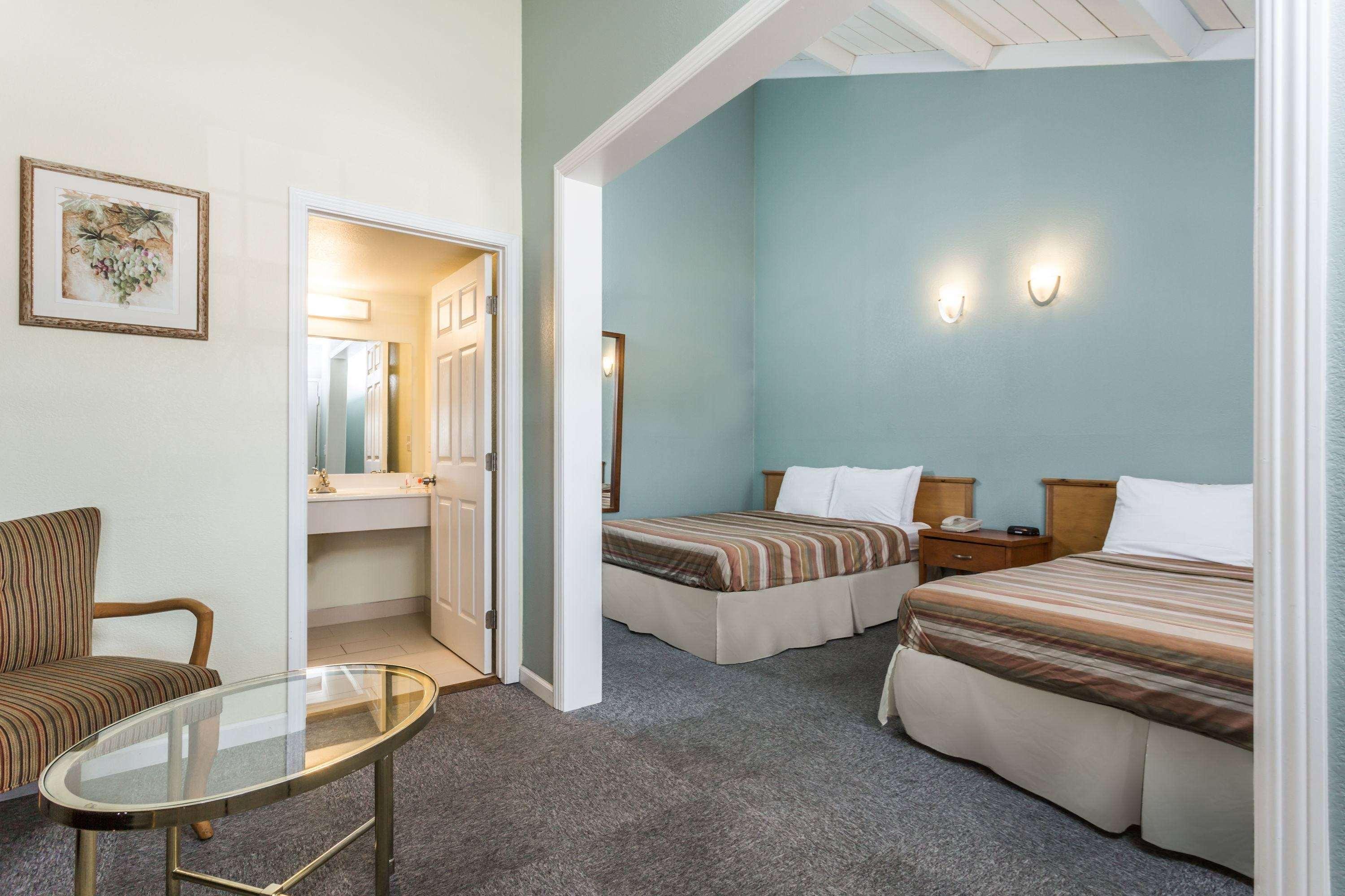 Travelodge By Wyndham Fairfield/Napa Valley Bagian luar foto