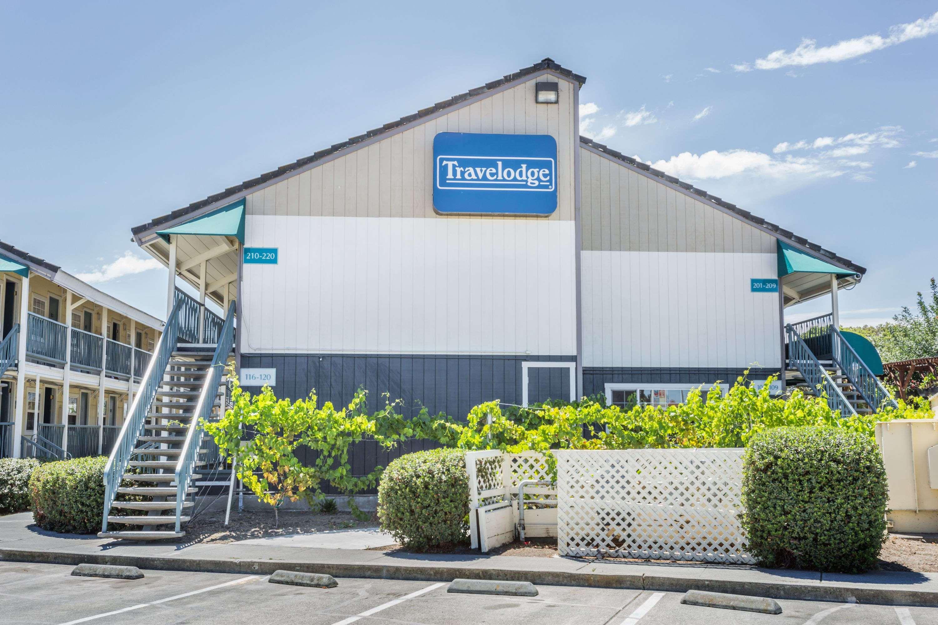 Travelodge By Wyndham Fairfield/Napa Valley Bagian luar foto