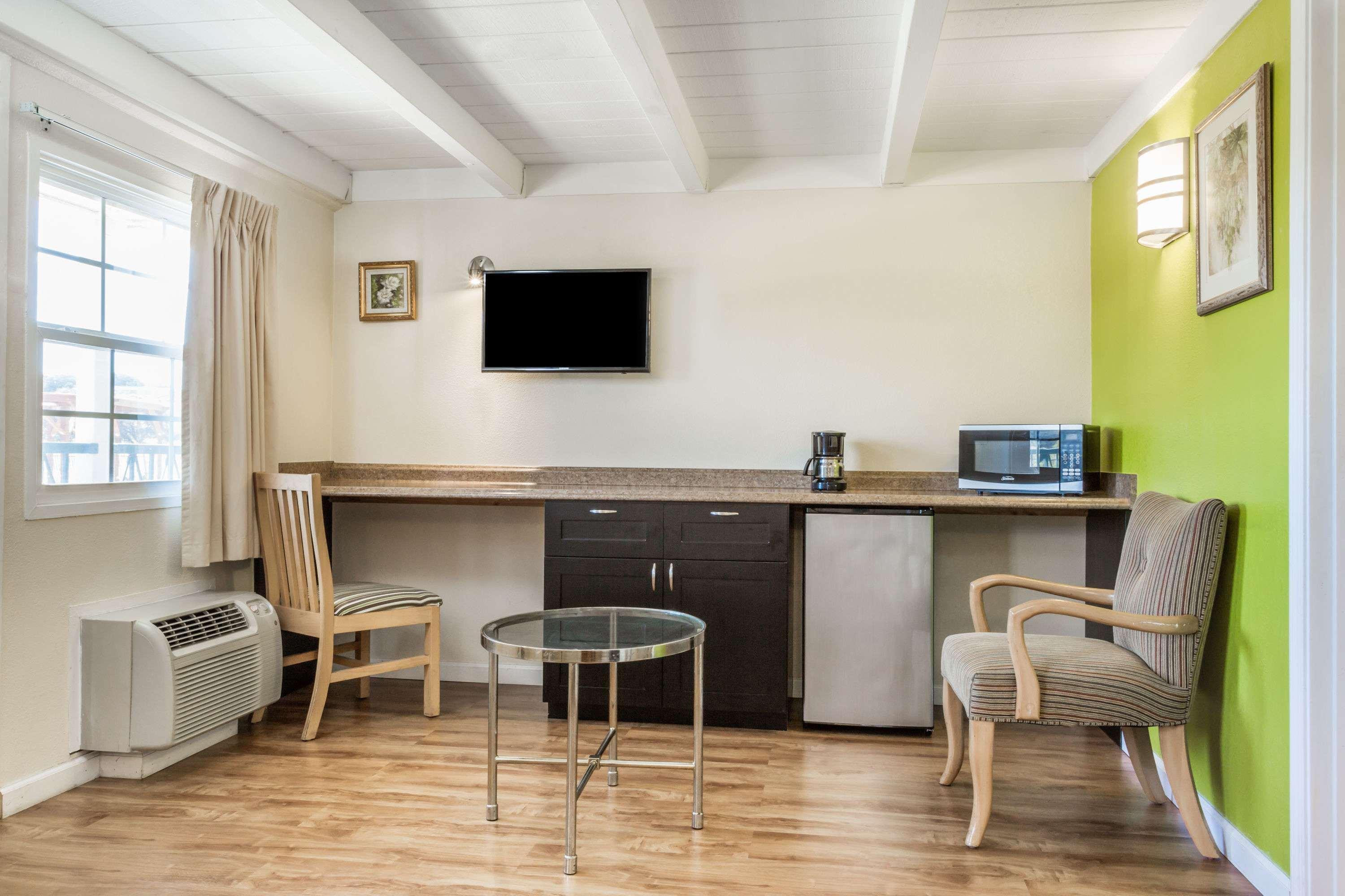 Travelodge By Wyndham Fairfield/Napa Valley Bagian luar foto